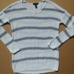 Gap lightweight loose knit 100% cotton sweater top white grey stripes Sm…